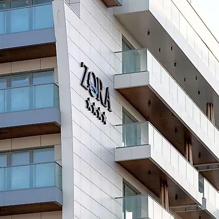 L&c By Zora Apartament,pe Plaja Szálloda 3*